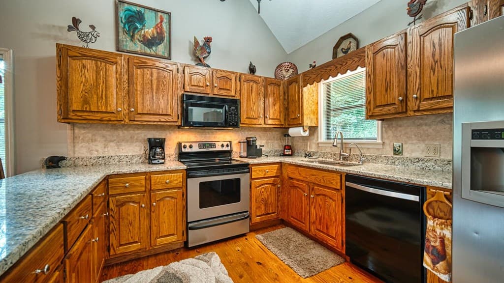 2529 Hunter Road, Hiawassee GA 30546 - Photo