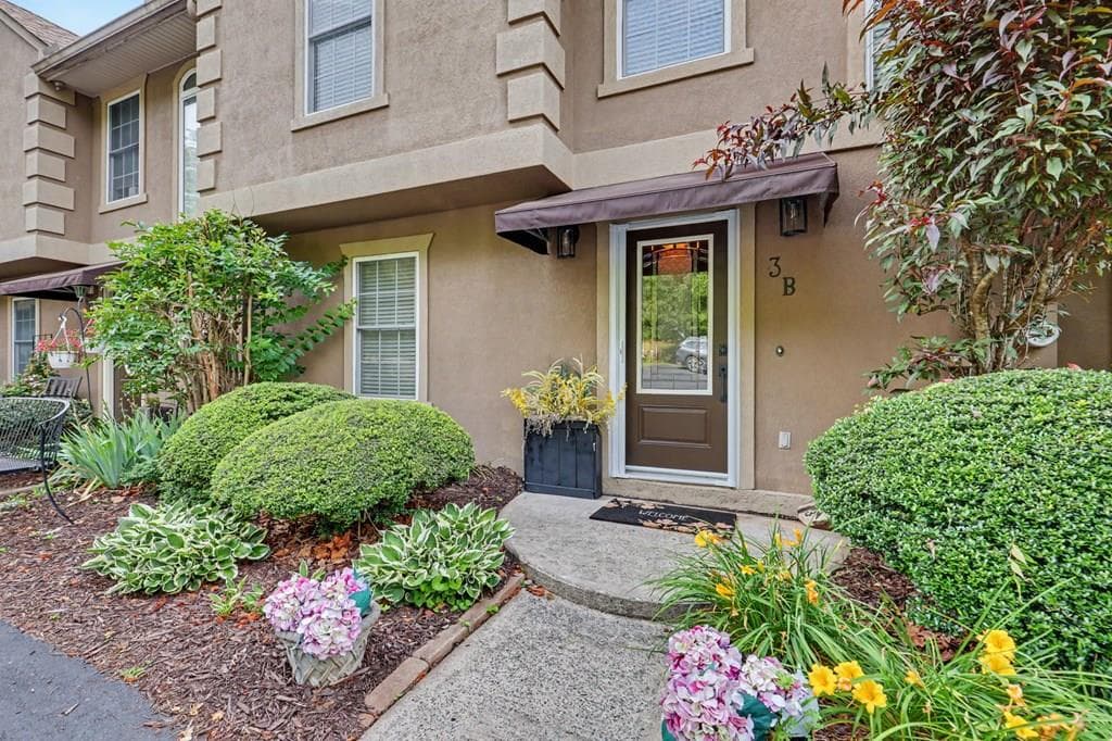 103 Birdie Lane Apt. 3-B, Blairsville GA 30512 - Primary photo