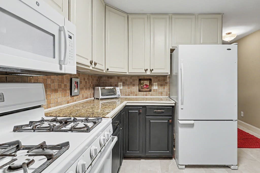 103 Birdie Lane Apt. 3-B, Blairsville GA 30512 - Photo