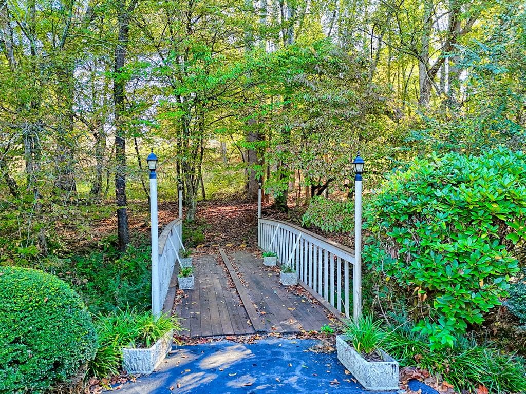 103 Birdie Lane Apt. 3-B, Blairsville GA 30512 - Photo