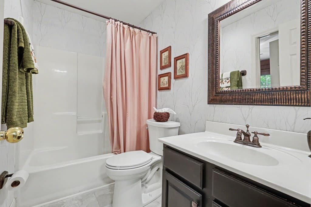 103 Birdie Lane Apt. 3-B, Blairsville GA 30512 - Photo