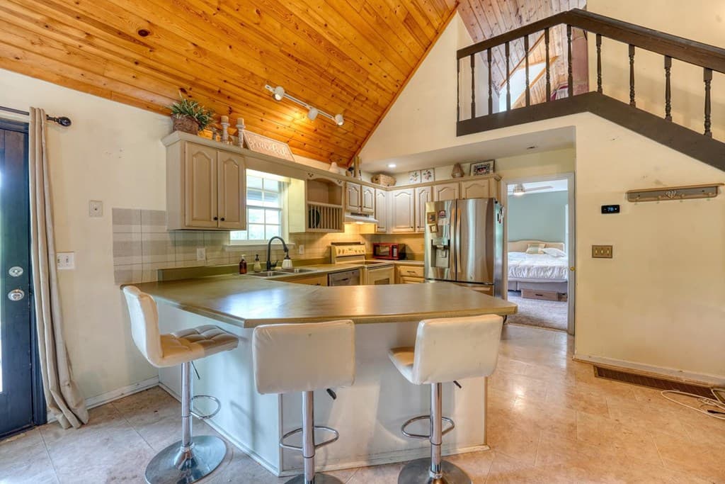 6744 Wood Lake Circle, Young Harris GA 30582 - Photo