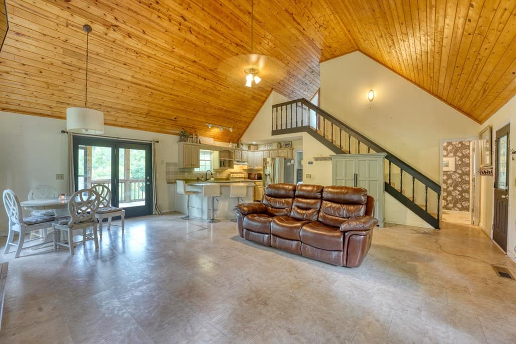 6744 Wood Lake Circle, Young Harris GA 30582 - Photo