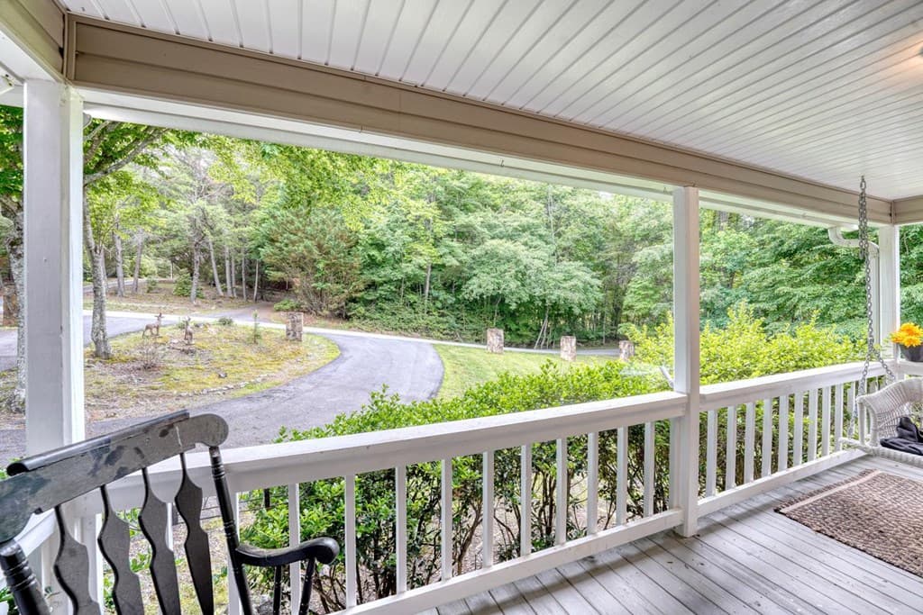 6744 Wood Lake Circle, Young Harris GA 30582 - Photo