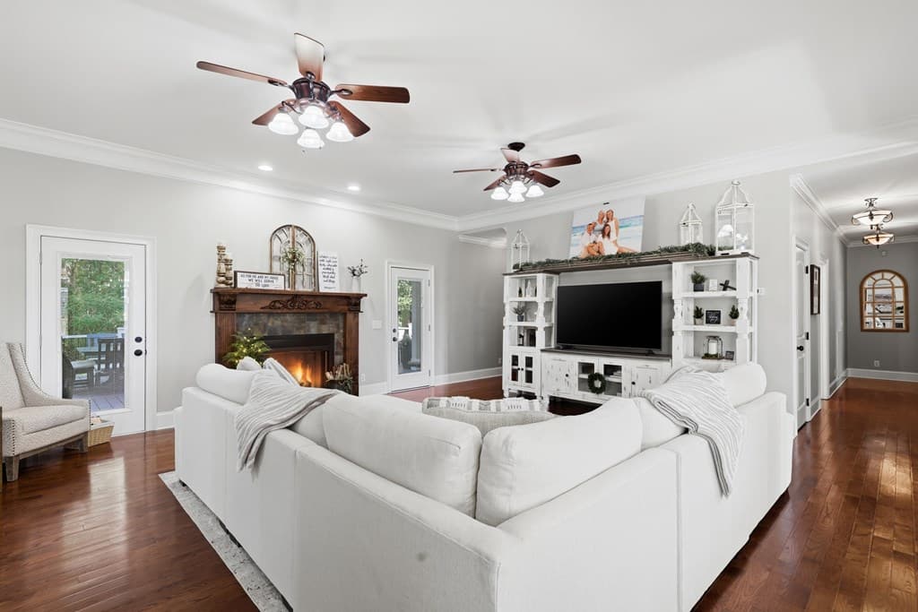 310 SE Gaines Road, Dalton GA 30721 - Photo