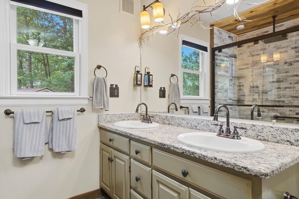 165 Amelia Lane, Blue Ridge GA 30513 - Photo