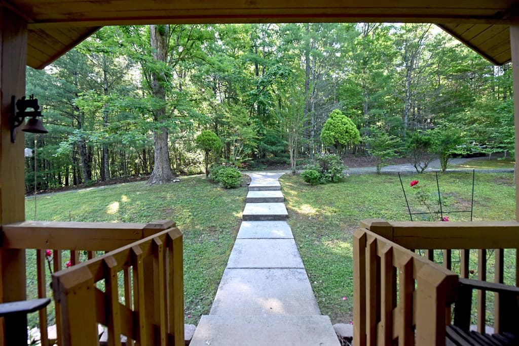 175 Bell Road, Mineral Bluff GA 30559 - Photo