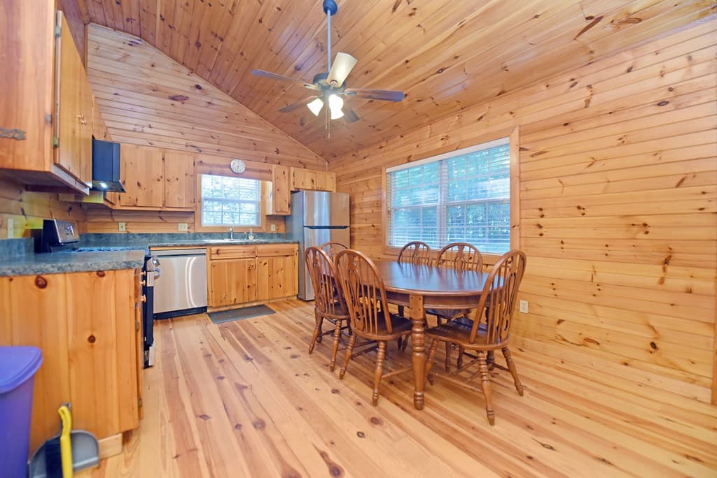 175 Bell Road, Mineral Bluff GA 30559 - Photo