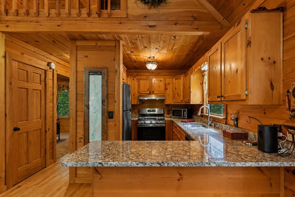 801 Davenport Mountain Road, Blue Ridge GA 30513 - Photo