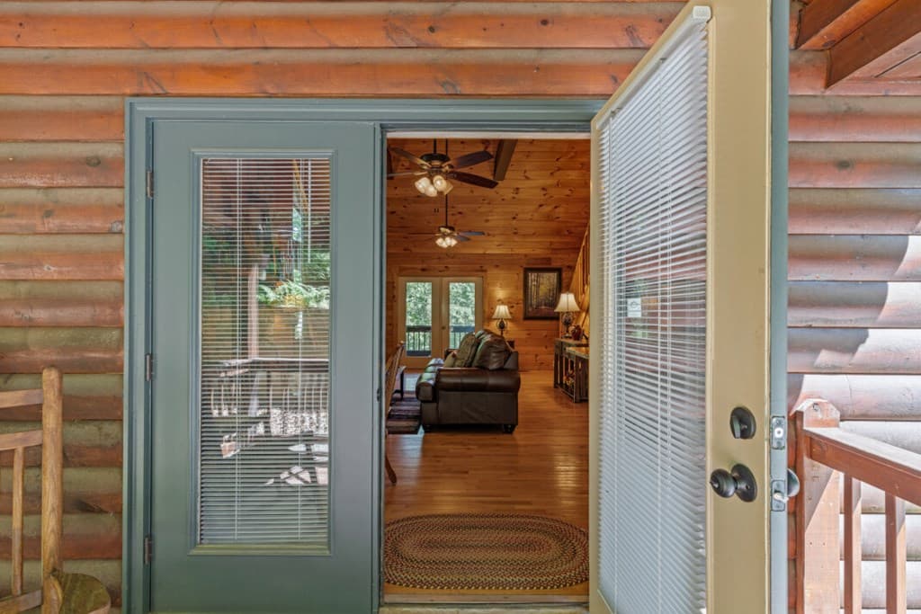 801 Davenport Mountain Road, Blue Ridge GA 30513 - Photo