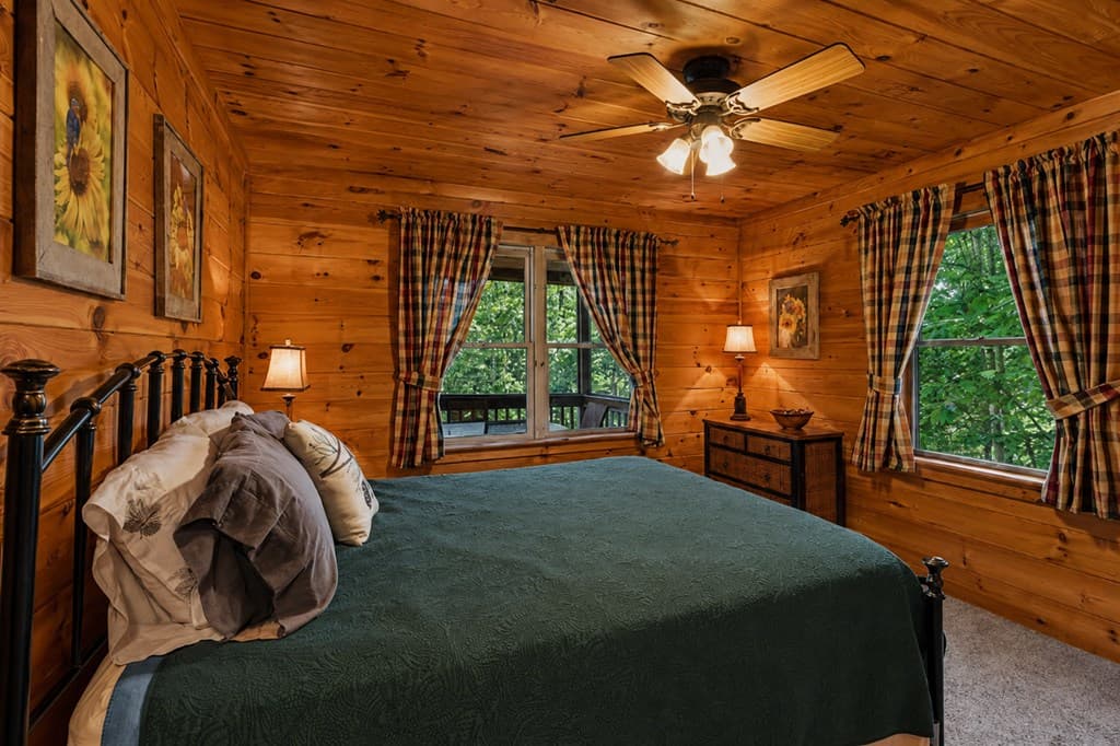 801 Davenport Mountain Road, Blue Ridge GA 30513 - Photo