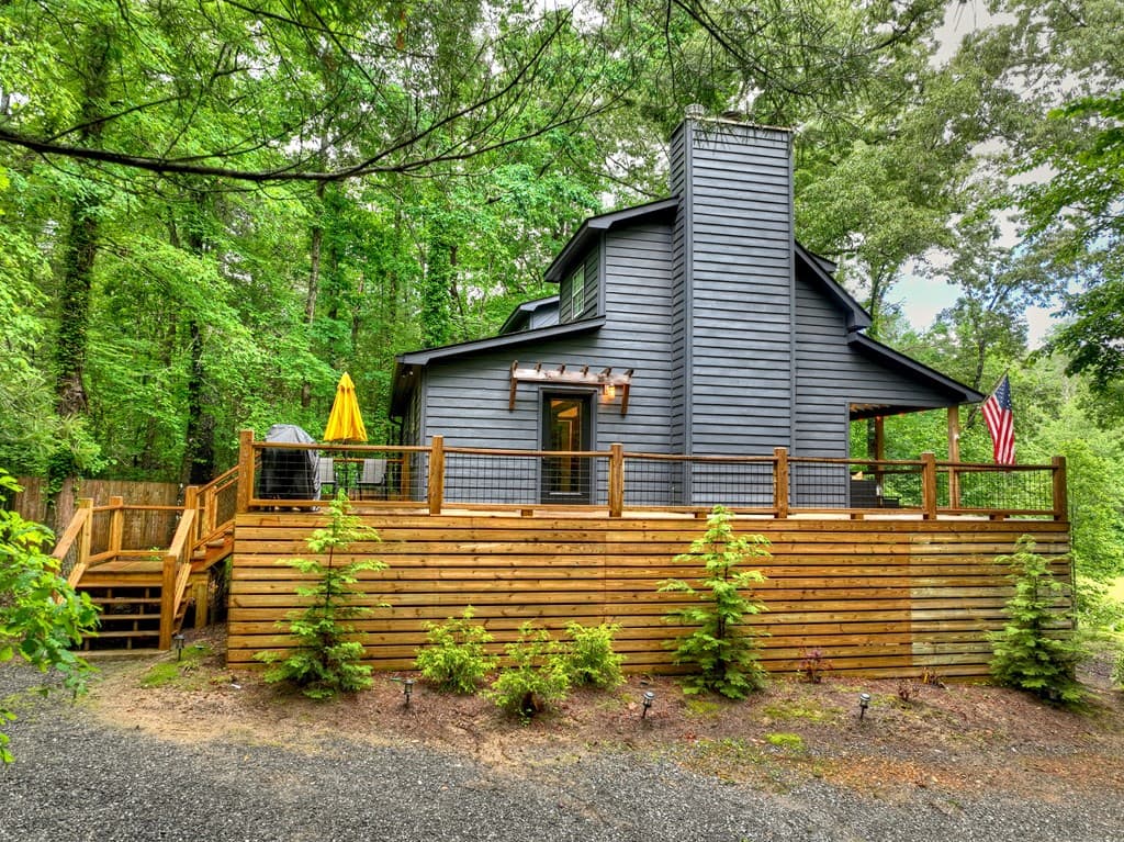186 Dogwood Drive, Epworth GA 30541 - Photo