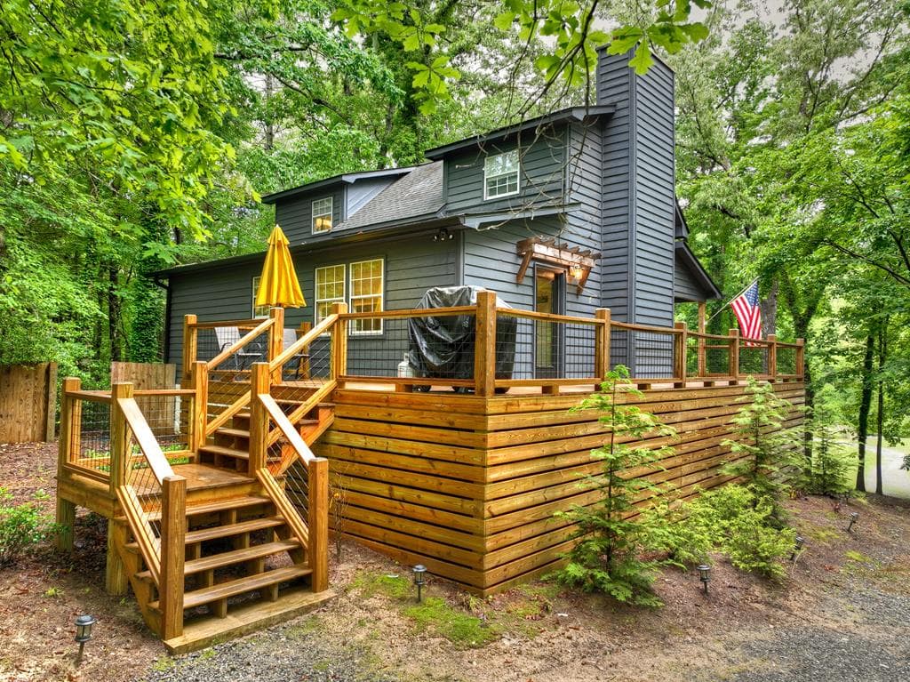 186 Dogwood Drive, Epworth GA 30541 - Photo
