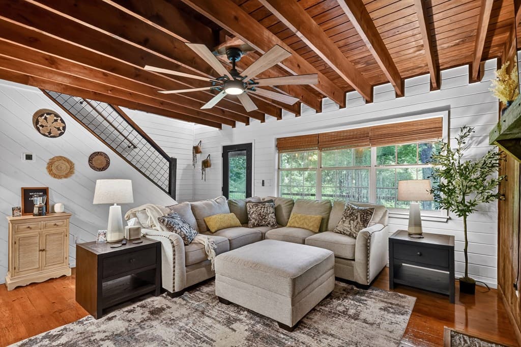 186 Dogwood Drive, Epworth GA 30541 - Photo