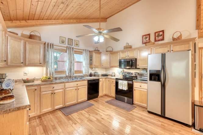 280 Fox Trot Lane, Murphy NC 28906 - Photo