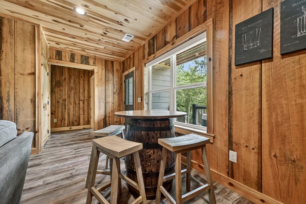 210 Ridge Top Trail, Blue Ridge GA 30513 - Photo