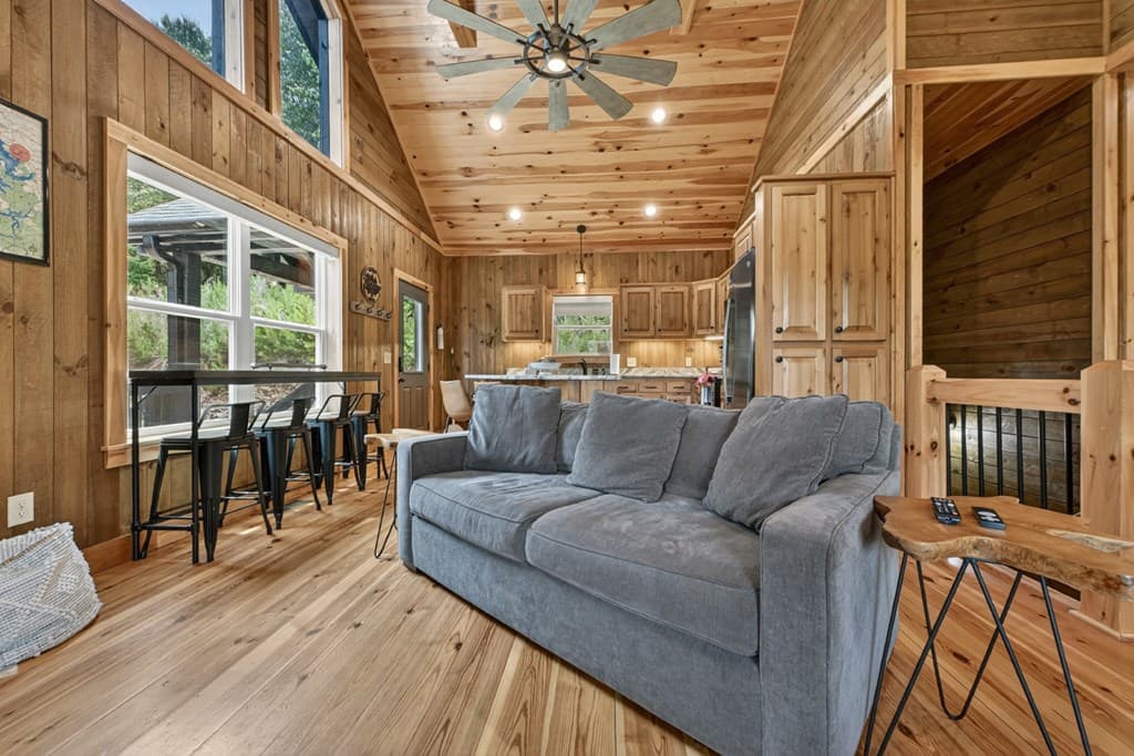 210 Ridge Top Trail, Blue Ridge GA 30513 - Photo