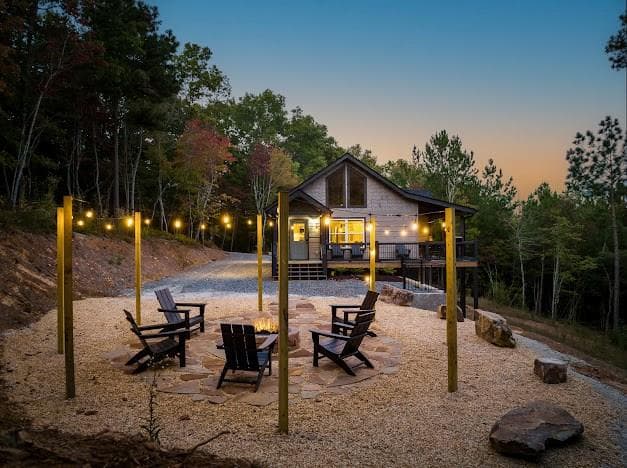 210 Ridge Top Trail, Blue Ridge GA 30513 - Primary photo