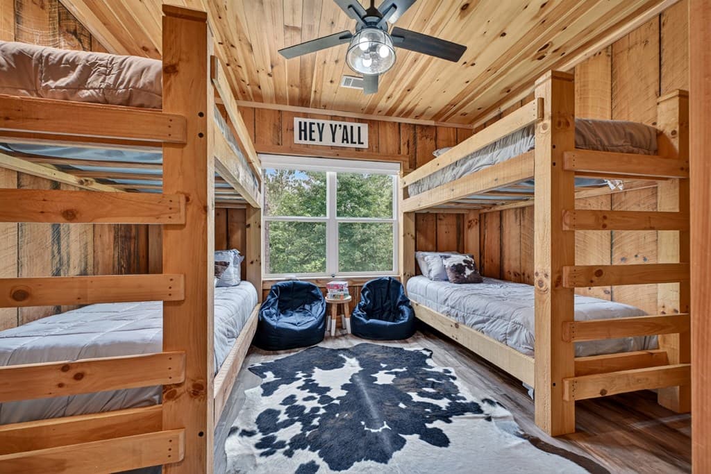 210 Ridge Top Trail, Blue Ridge GA 30513 - Photo