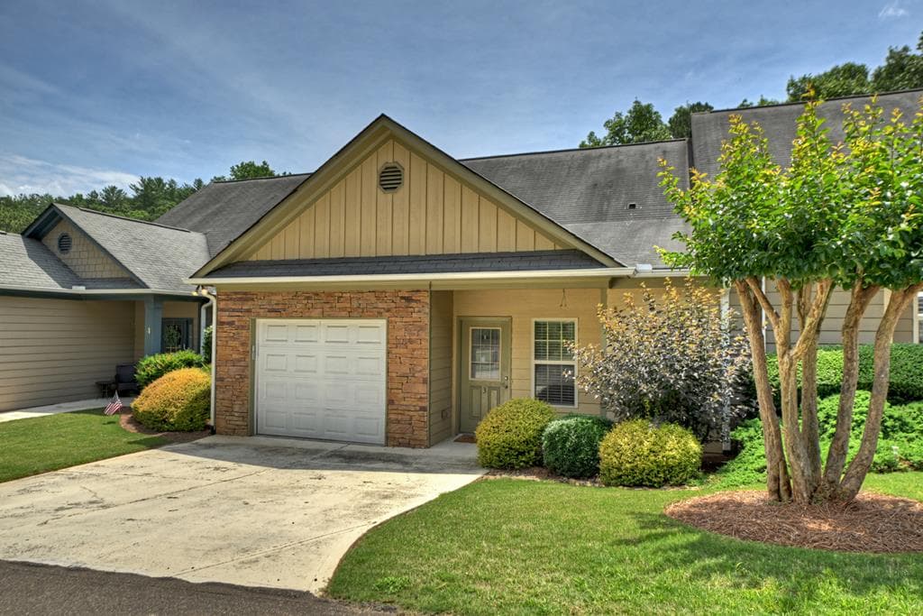 222 Ridgehaven Trail, Ellijay GA 30540 - Primary photo