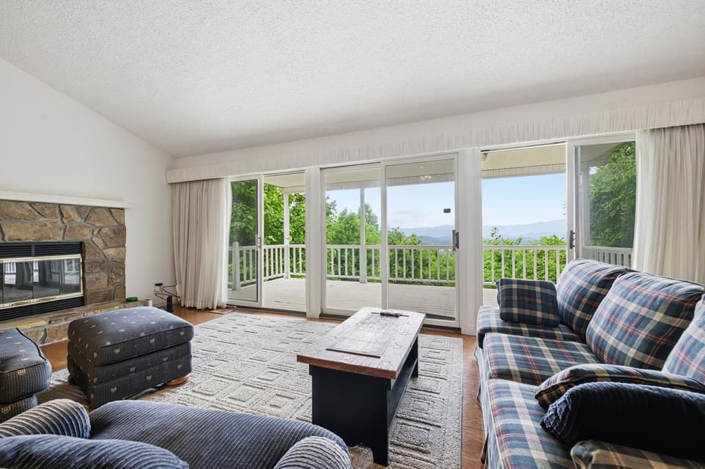 3160 Hiawassee Trace, Hiawassee GA 30546 - Photo
