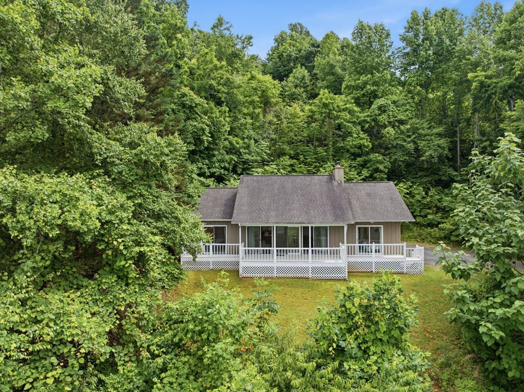 3160 Hiawassee Trace, Hiawassee GA 30546 - Photo