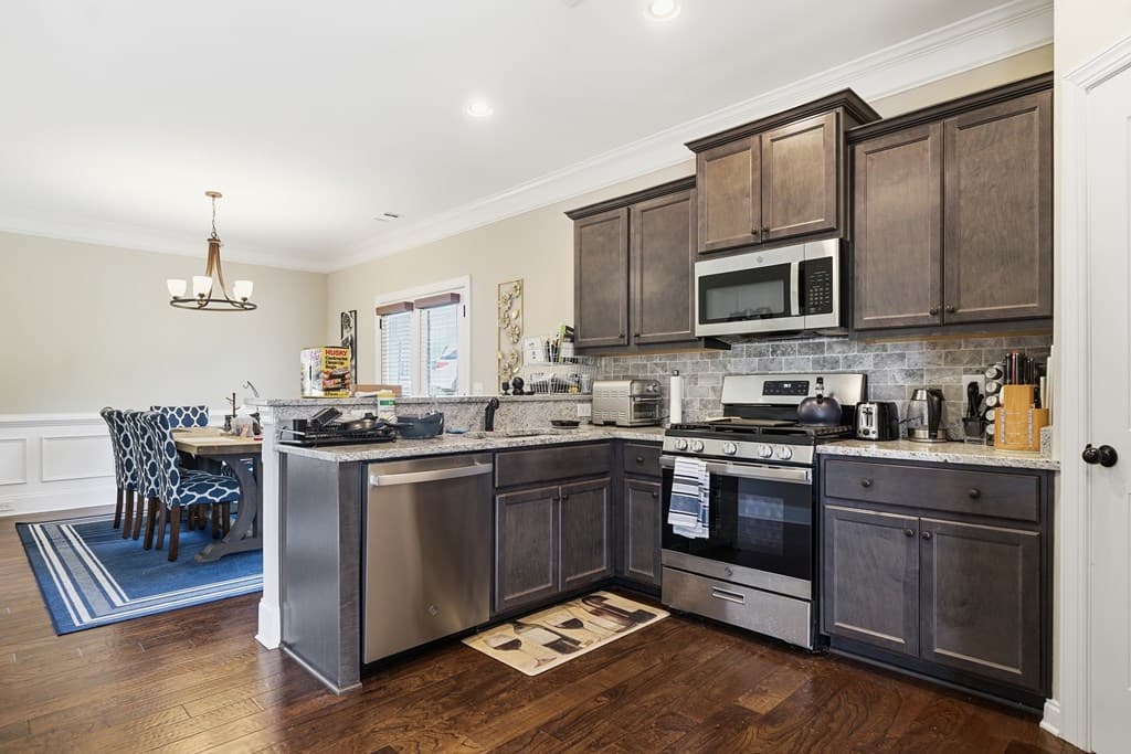 449 Tom Avery Drive, Ball Ground GA 30107 - Photo