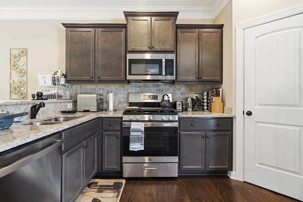 449 Tom Avery Drive, Ball Ground GA 30107 - Photo