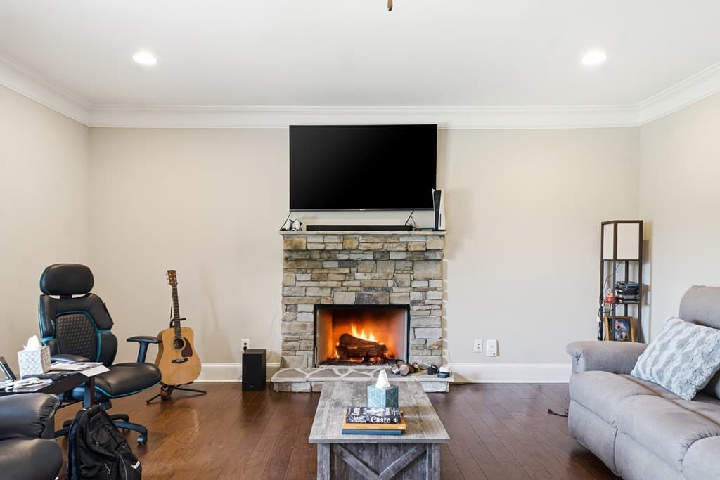 449 Tom Avery Drive, Ball Ground GA 30107 - Photo