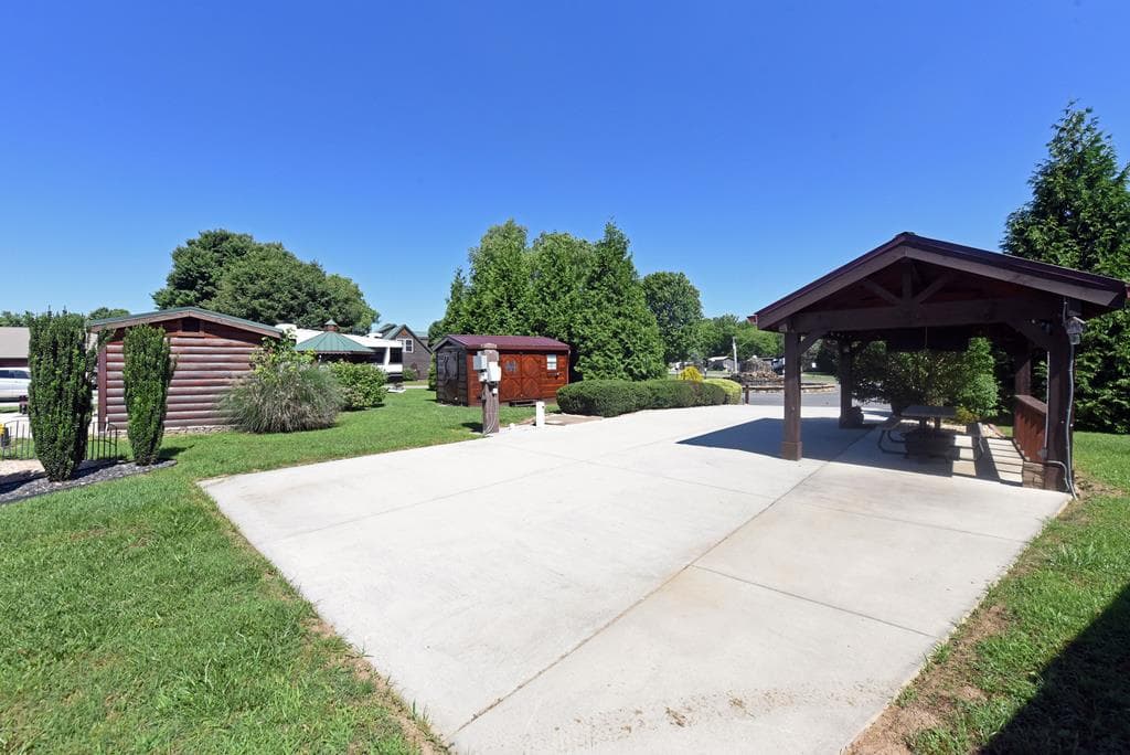 122 Mountain Creek Road, Blairsville GA 30512 - Primary photo