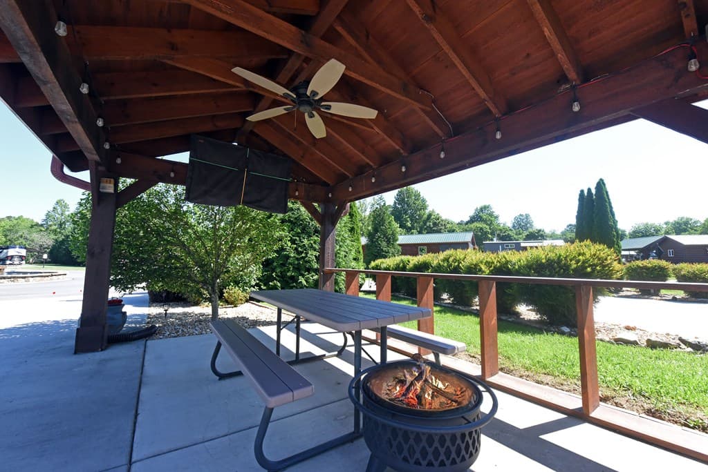 122 Mountain Creek Road, Blairsville GA 30512 - Photo