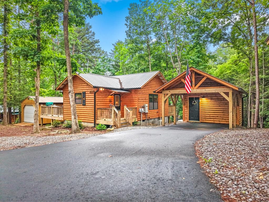 207 Bentley Cove, Murphy NC 28906 - Primary photo