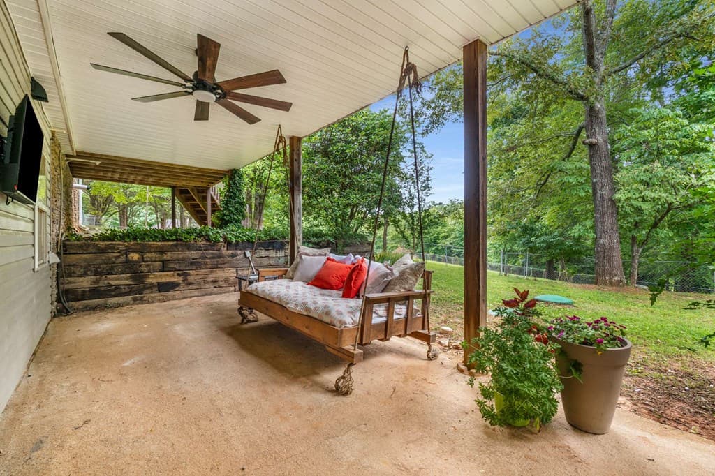 214 Piney Woods Drive, Ellijay GA 30536 - Photo