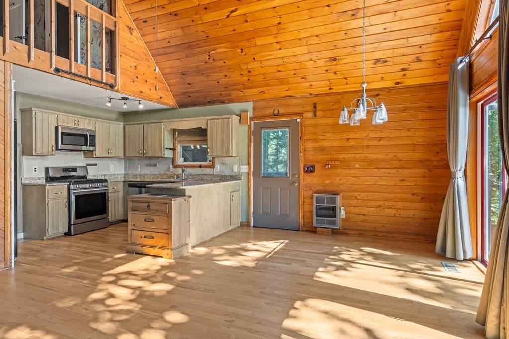 913 Royal Oaks Trail, Brasstown NC 28902 - Photo