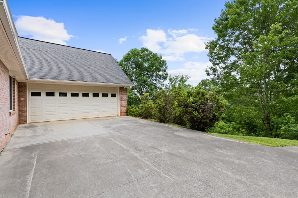 177 Shangri La Drive, Mineral Bluff GA 30559 - Photo