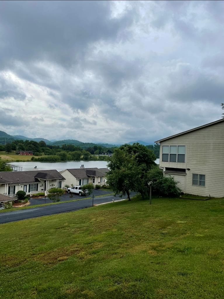 M2 Admirals Point, Hiawassee GA 30546 - Photo