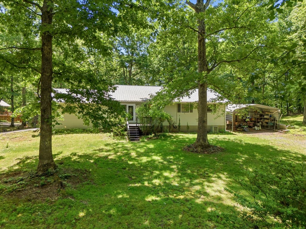 2455 Oak Knoll Drive, Hiawassee GA 30546 - Photo