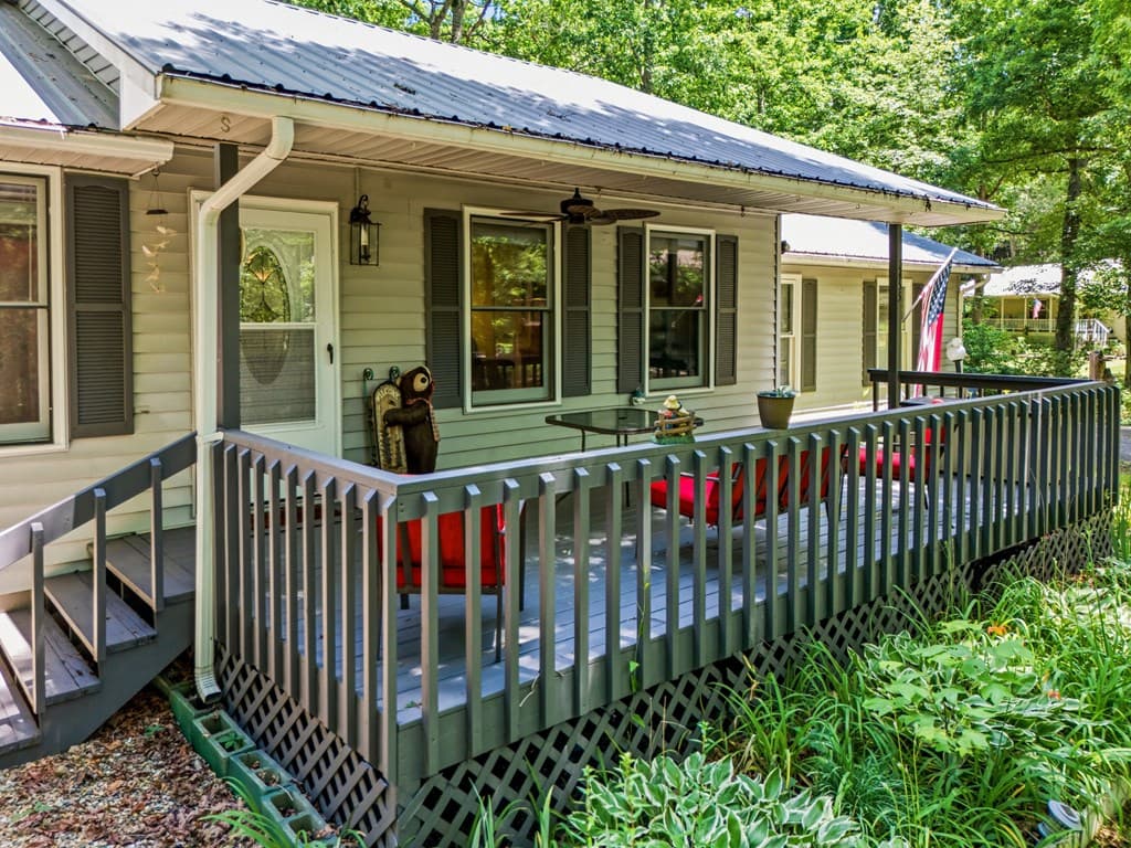 2455 Oak Knoll Drive, Hiawassee GA 30546 - Photo