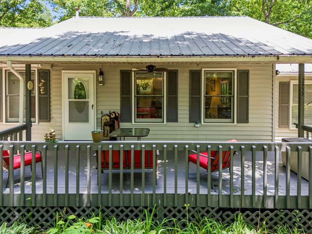 2455 Oak Knoll Drive, Hiawassee GA 30546 - Photo