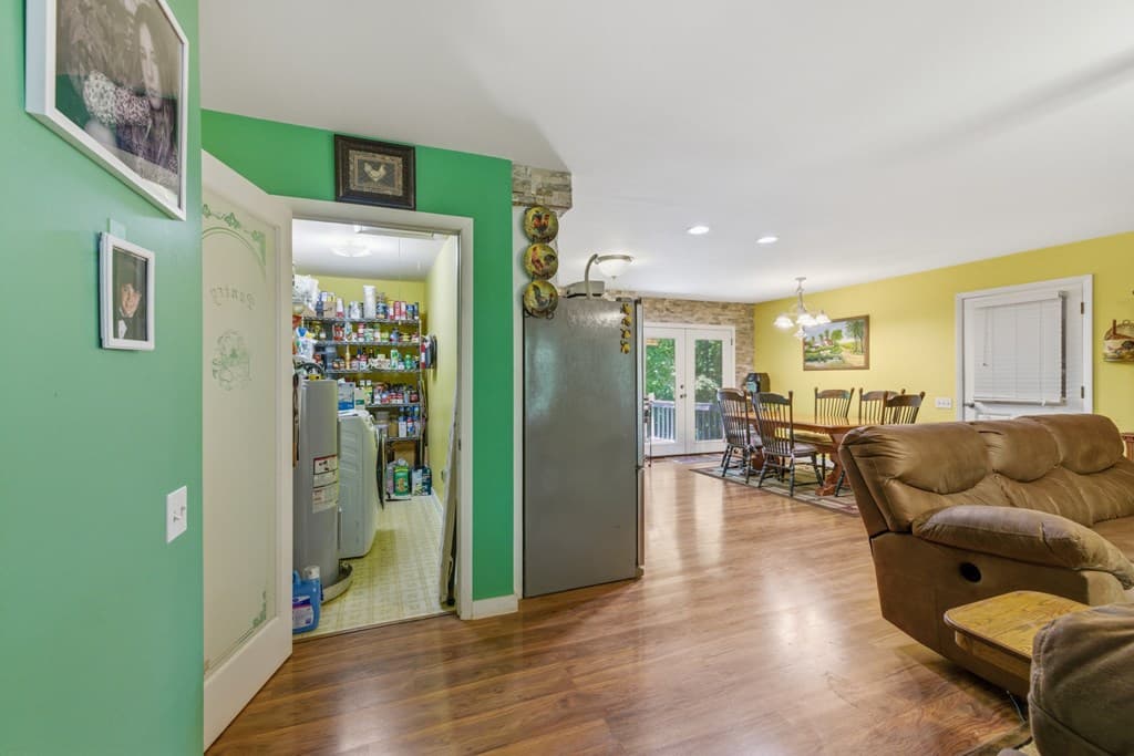 2455 Oak Knoll Drive, Hiawassee GA 30546 - Photo