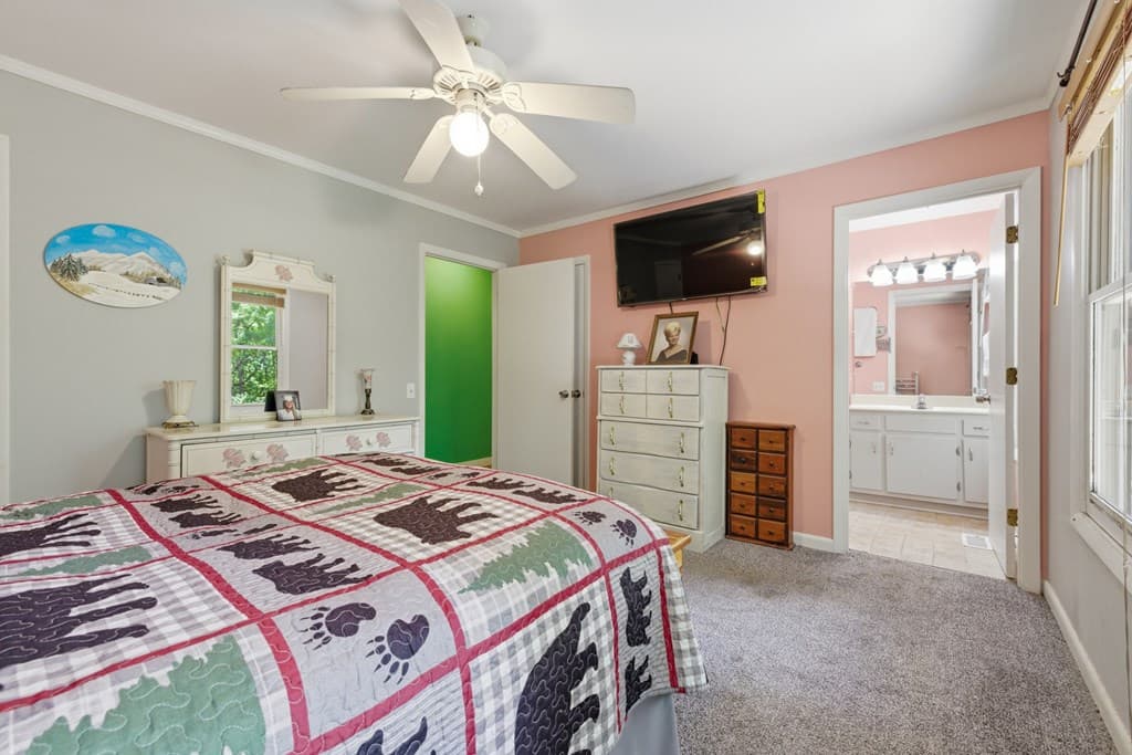 2455 Oak Knoll Drive, Hiawassee GA 30546 - Photo