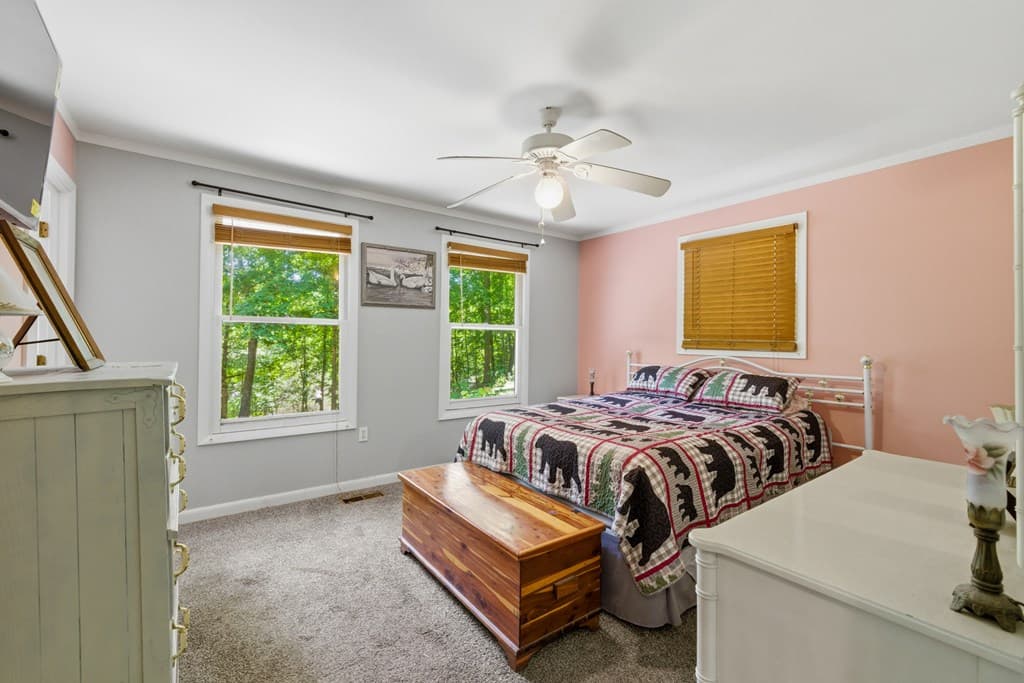 2455 Oak Knoll Drive, Hiawassee GA 30546 - Photo