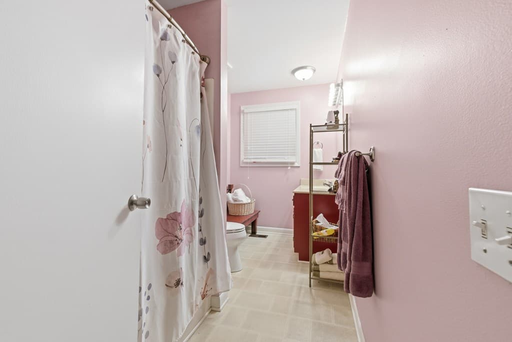 2455 Oak Knoll Drive, Hiawassee GA 30546 - Photo