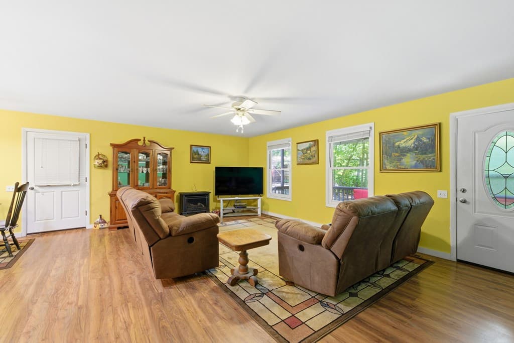 2455 Oak Knoll Drive, Hiawassee GA 30546 - Photo