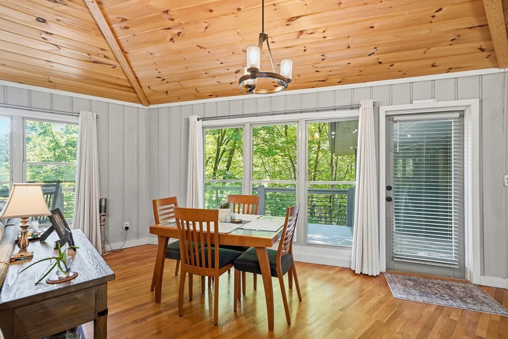 775 Mountain Oak Road, Ellijay GA 30540 - Photo