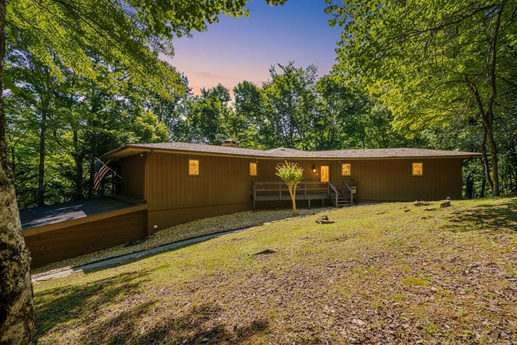775 Mountain Oak Road, Ellijay GA 30540 - Photo
