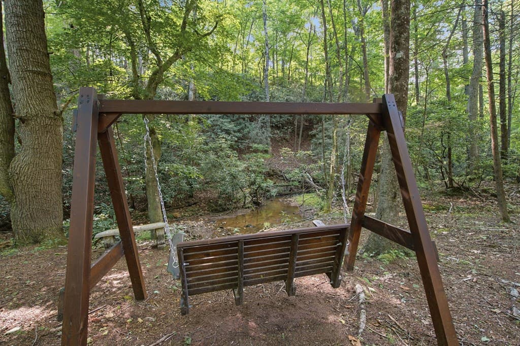 491 Old Parker Terrace, Ellijay GA 30536 - Photo