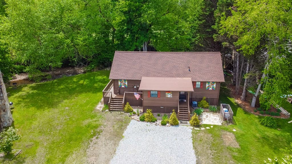107 Litton Way, Blairsville GA 30512 - Photo