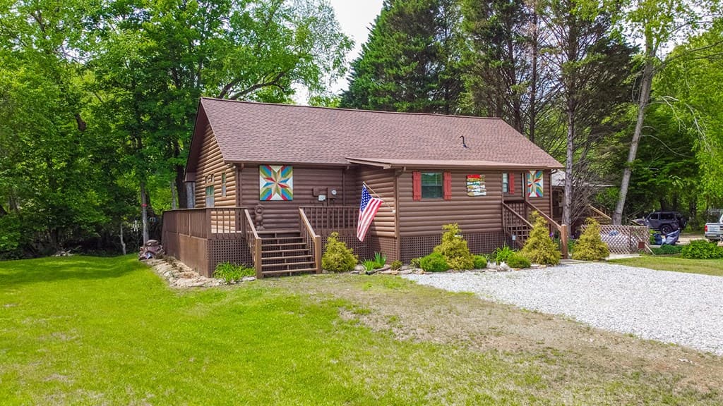 107 Litton Way, Blairsville GA 30512 - Photo