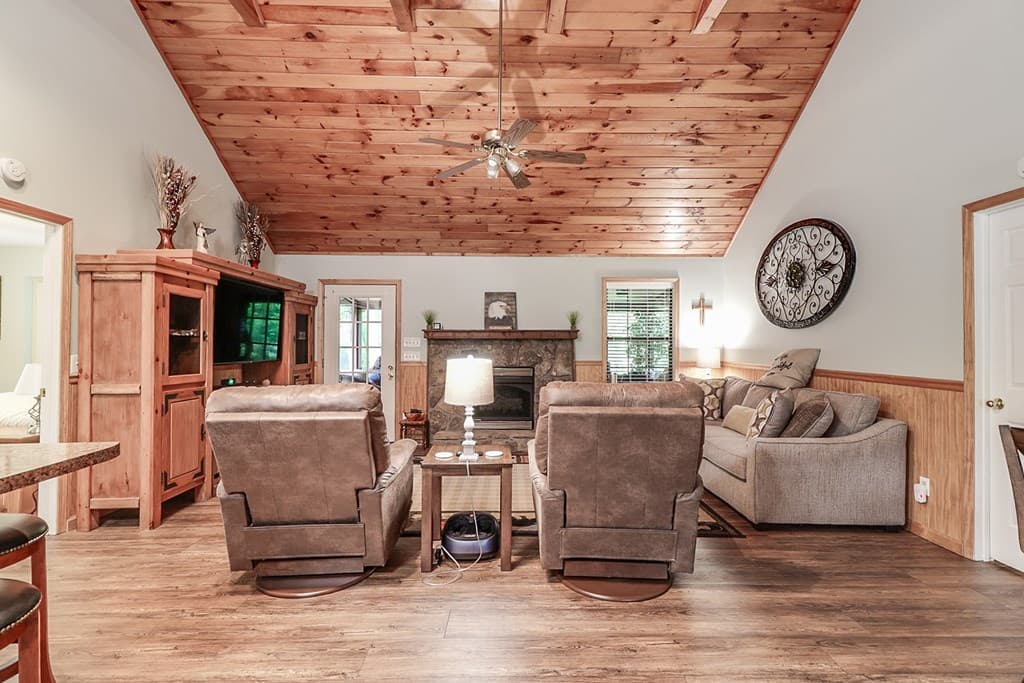 107 Litton Way, Blairsville GA 30512 - Photo